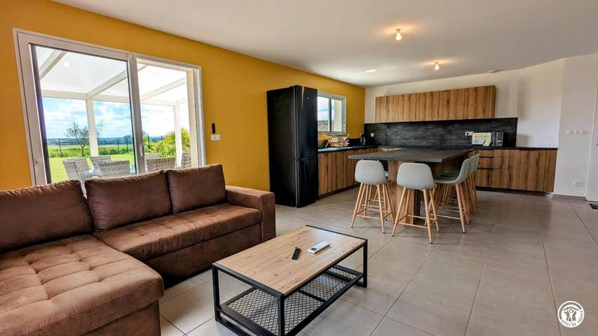 Location de vacances pour 6 personnes, avec terrasse à Villy-le-Moutier