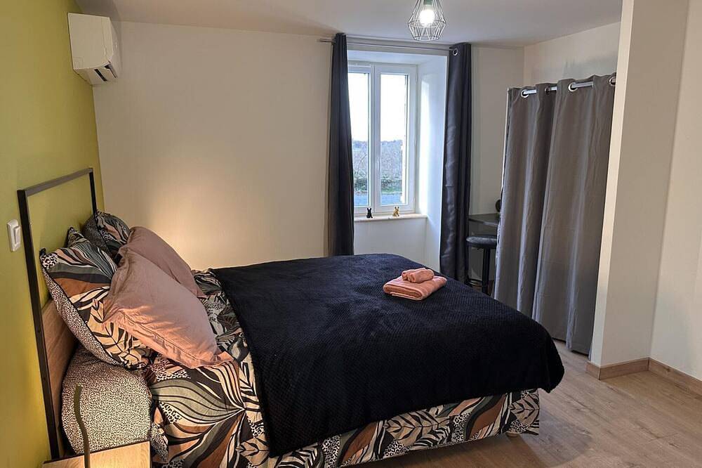 Gîte paisible avec jardin et animaux acceptés en Allier in Buxières-les-Mines, Allier