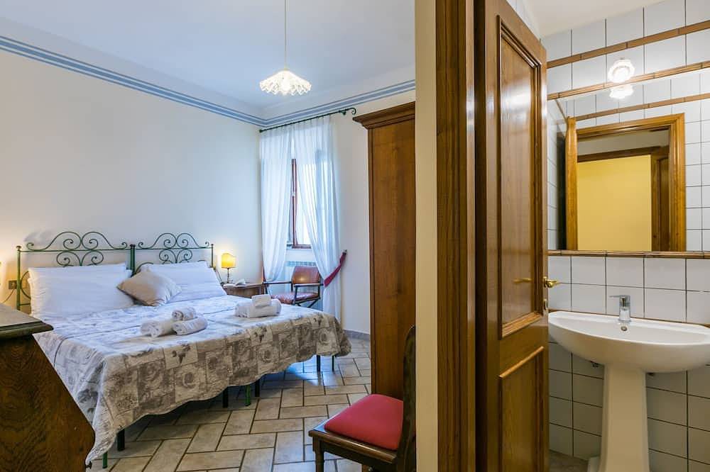 Ganze Wohnung, Monache 1 in Montaione, Florenz Provinz