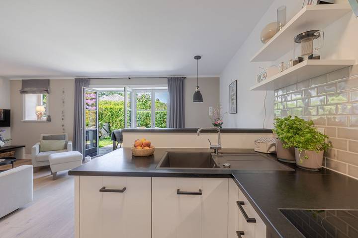Ganze Wohnung, Meersalz – Exklusive Ferienwohnung mit Sauna, Terrasse & Kamin in zentraler Lage in Tinnum, Sylt (Gemeinde)