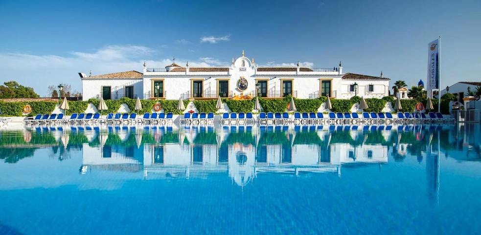 Hôtel pour 2 personnes, avec jardin et piscine