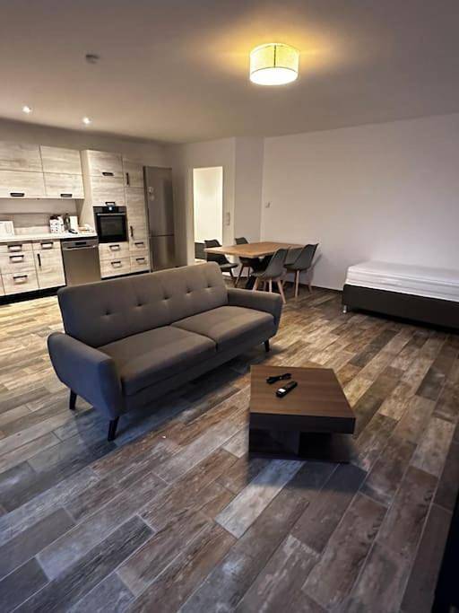 Ferienwohnung für 7 Personen, mit Balkon und Terrasse sowie Garten in Petershagen/Eggersdorf