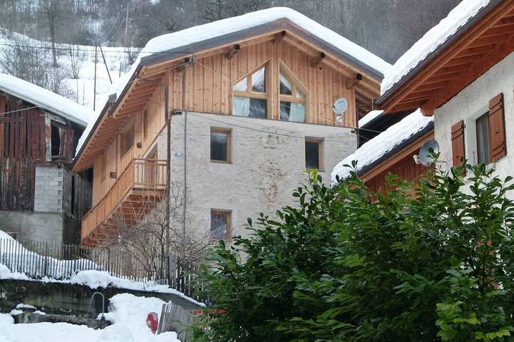 Gîte pour 10 personnes, avec jardin à Saint-Jean-de-Belleville