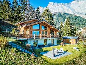 Gîte pour 10 personnes, avec vue et jardin, animaux acceptés à Chamoson
