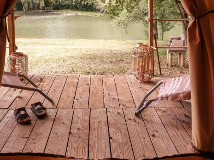 Slow Village Séveilles - Bungalow toilé 4 personnes - Tente Lodge Insolite 2 chambres in Coux-et-Bigaroque, Périgord Noir