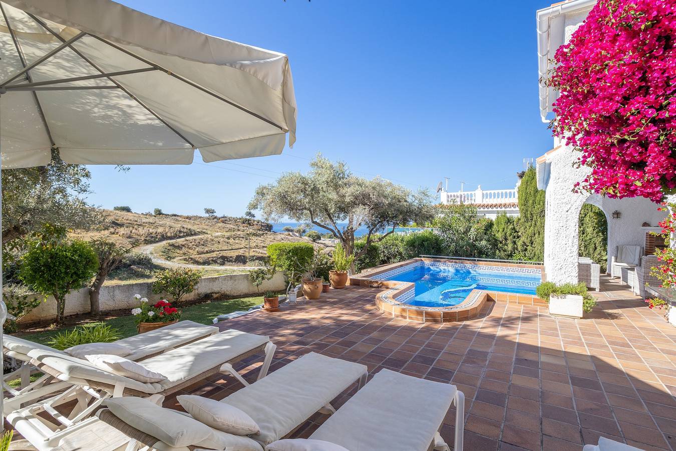 Fuente Del Baden Villa Flores in Nerja, Costa del Sol