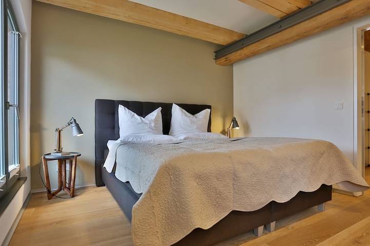 Ferienhaus für 7 Personen, mit Sauna und Balkon sowie Garten in Stralsund - 2