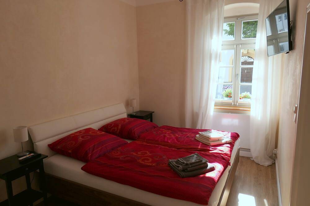 Ganze Wohnung, .Ferienwohnung Schlossgarten - Ferienwohnung Schlossgarten in Torgau, Nordsachsen