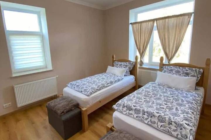 Gîte pour 6 personnes, avec jardin à Borna - 2