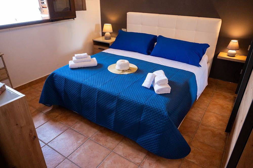 Gorgeous Villa with outbuilding for a relaxing vacation in Torre Colonna-Sperone, Altavilla Milicia