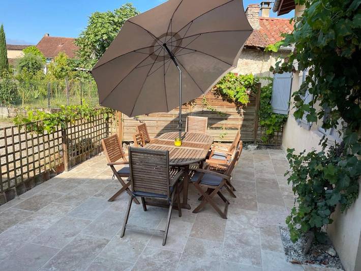 Location de vacances pour 5 personnes, avec piscine ainsi que jardin et vue à Sos - 2