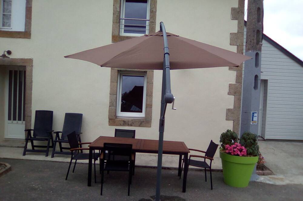 Haus auf dem Lande 10 Minuten von schönen Sandstränden, ideal für Besuche in Cast, Châteaulin und Umgebung