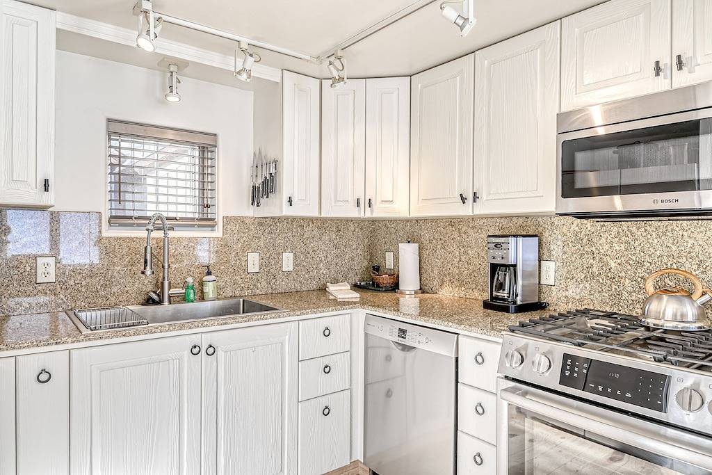 Ganze Wohnung, Charmantes Chalet mit privatem Whirlpool, Gas-Kamin und ein echtes Ski-in / Ski-out! in Telluride, Telluride Ski Resort