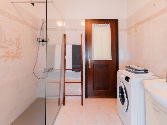 Ganze Wohnung, Casa Lara in Verceia (Dorf), Verceia
