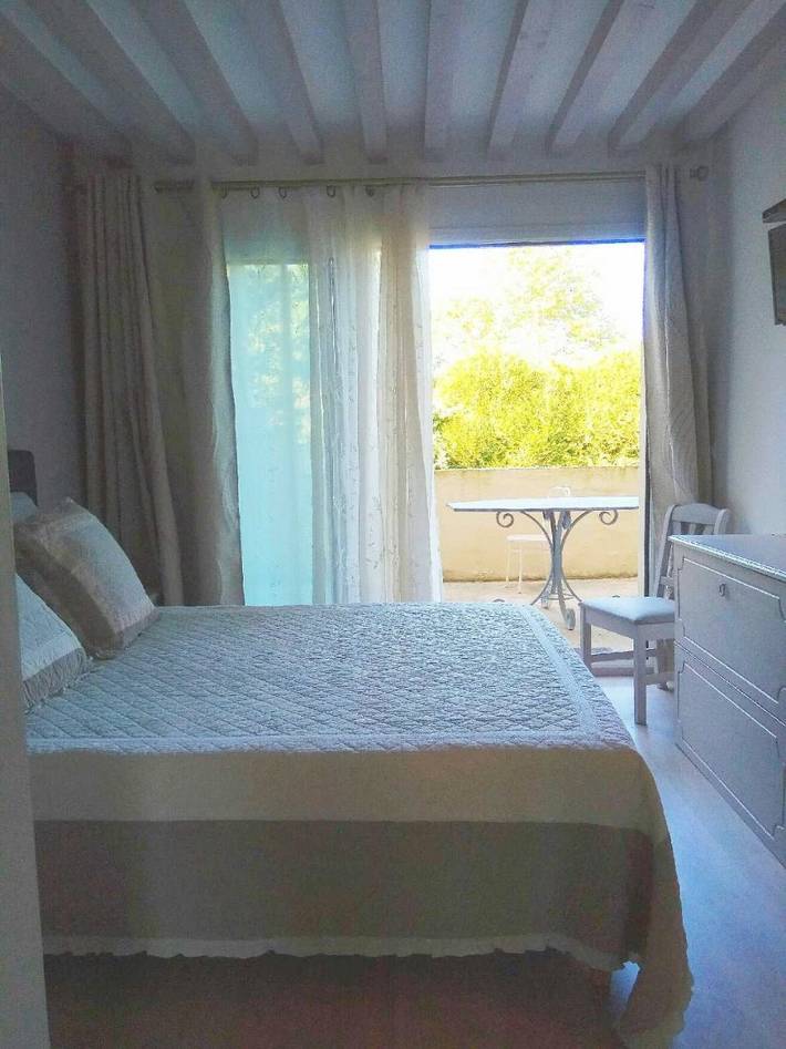 Maison d’hôte pour 2 personnes, avec terrasse et jardin à Mouroux