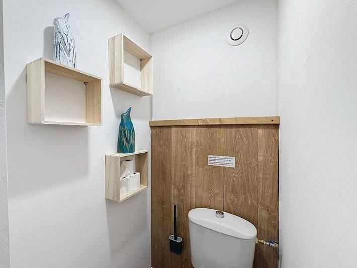 Gîte pour 2 personnes, avec Terrasse dans Communay - 4