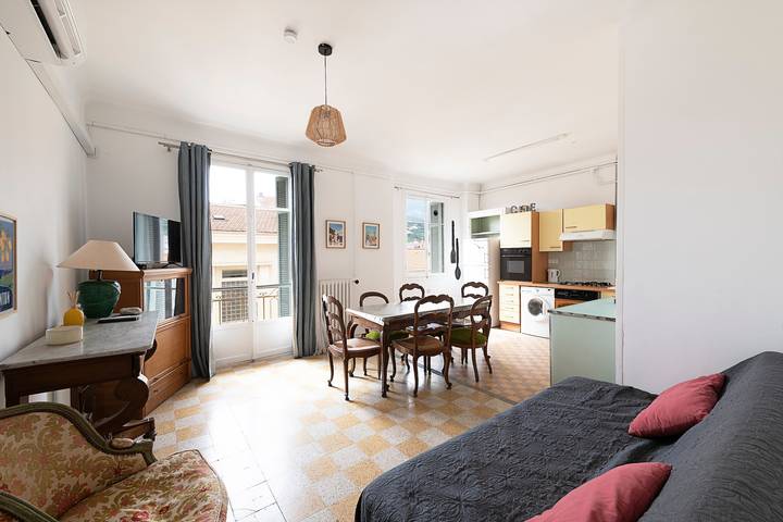 Ferienwohnung für 4 Personen, mit Balkon in Menton