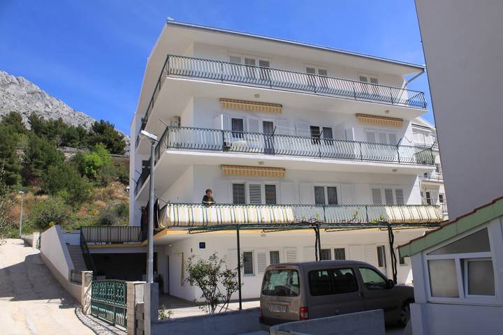 Ferienwohnung für 8 Personen, mit Balkon/Terrasse in Omis - 3