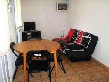 Gîte pour 4 personnes, avec jardin ainsi que terrasse et vue, animaux acceptés à Forest-Saint-Julien