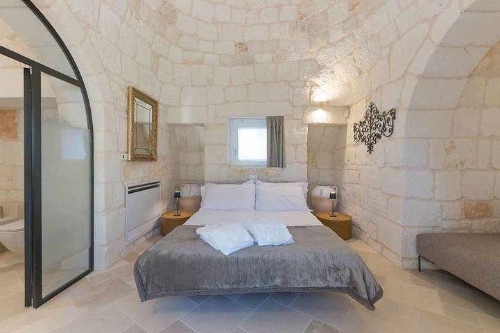 Villa a San Vito Dei Normanni con 5 camere da letto e 10 posti letto in San Vito dei Normanni, Salento