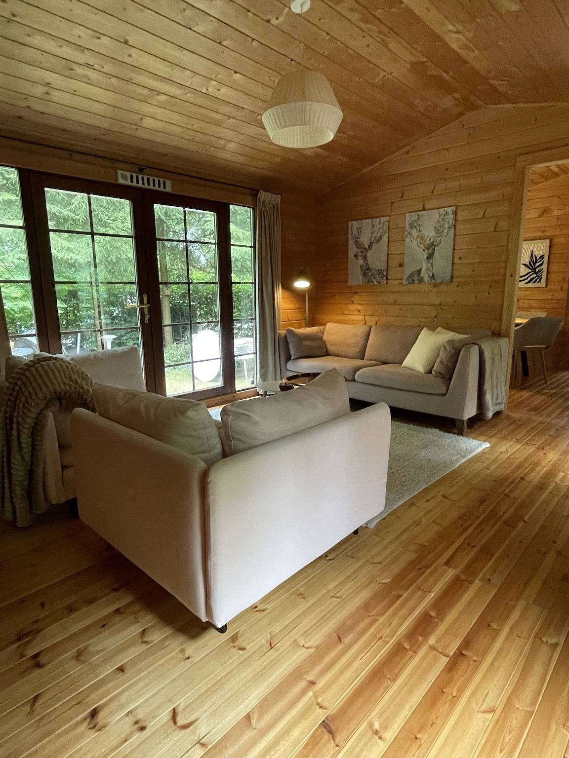 Fantastisch chalet met veel ruimte en fijne tuin in Epe, Veluwe