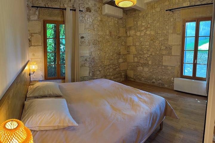 Location de vacances pour 12 personnes, avec jacuzzi ainsi que balcon et jardin à Monbazillac - 4
