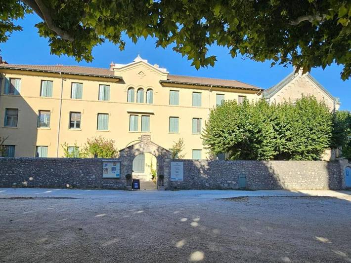 Chambre d’hôte pour 2 personnes, avec jardin ainsi que vue et terrasse, animaux acceptés
