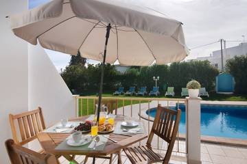 Villa für 10 Personen, mit Garten an der Algarve