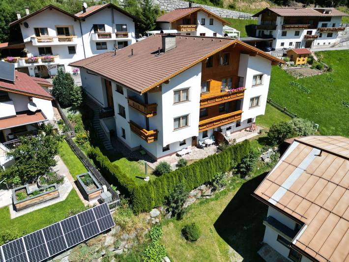 Ferienwohnung für 2 Personen, mit Terrasse und Garten in Spiss