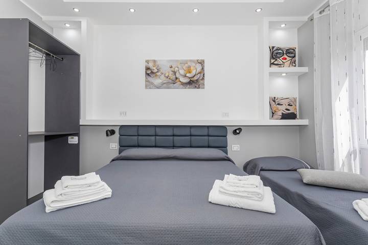 Habitación 'Dolce Relax - Classic' con Balcón, Wi-Fi y Aire Acondicionado in Catania, Provincia de Catania