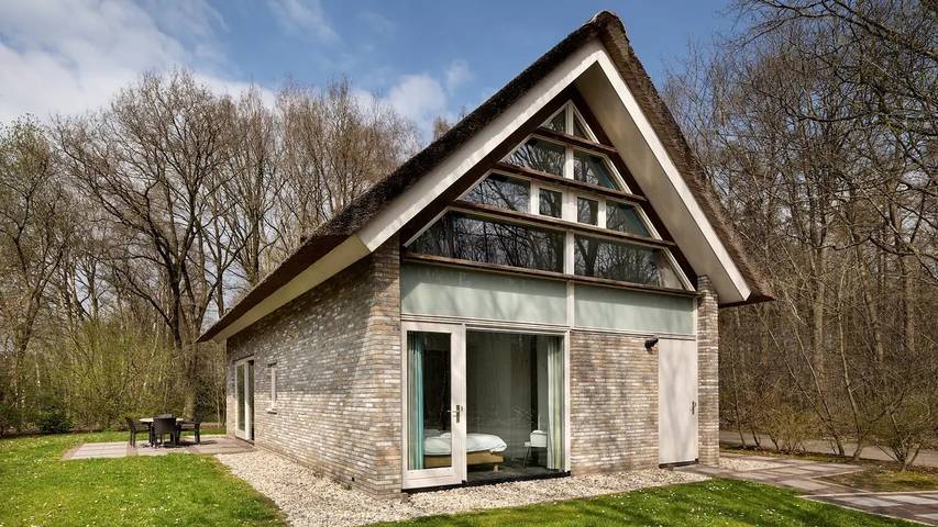 Villa voor 6 personen, met sauna en tuin in Drenthe