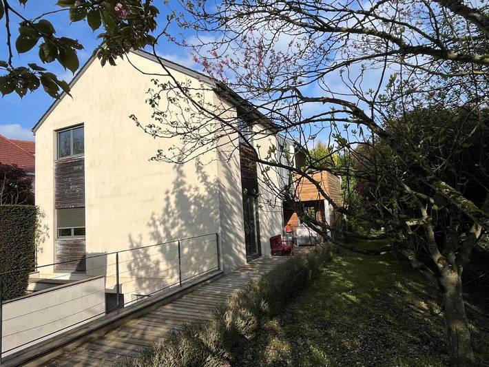 Villa pour 7 personnes, avec Balcon ainsi que Terrasse et Jardin