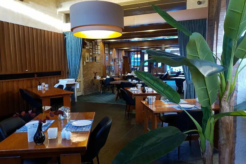 Short Drive to Beach! Free Breakfast and Parking, Close to Brielse Meer! in Brielle, Niederländische Nordsee