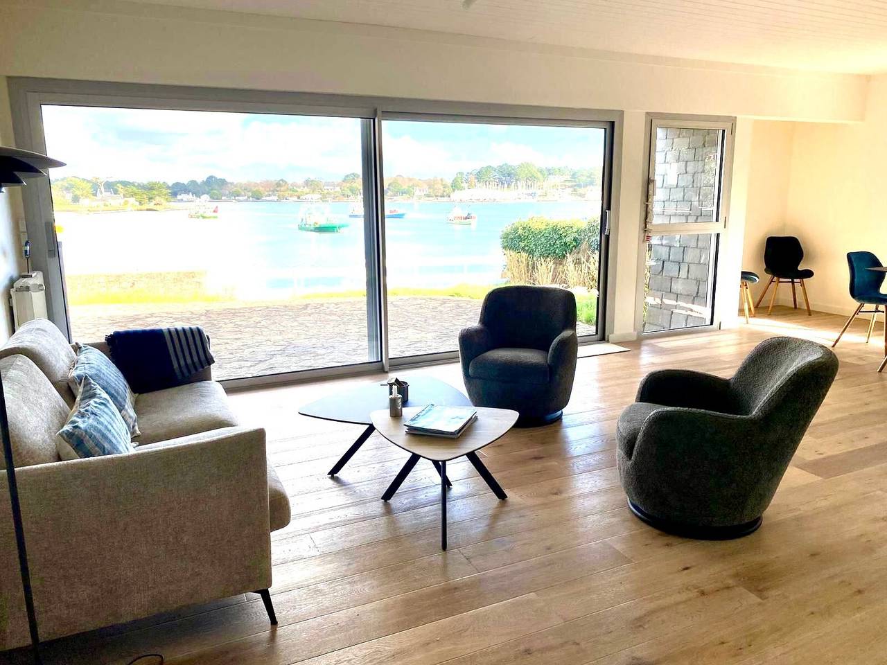 Villa « Glaz - Vista al río de Crac'h » y terraza in La Trinité-sur-Mer, Côte des Mégalithes