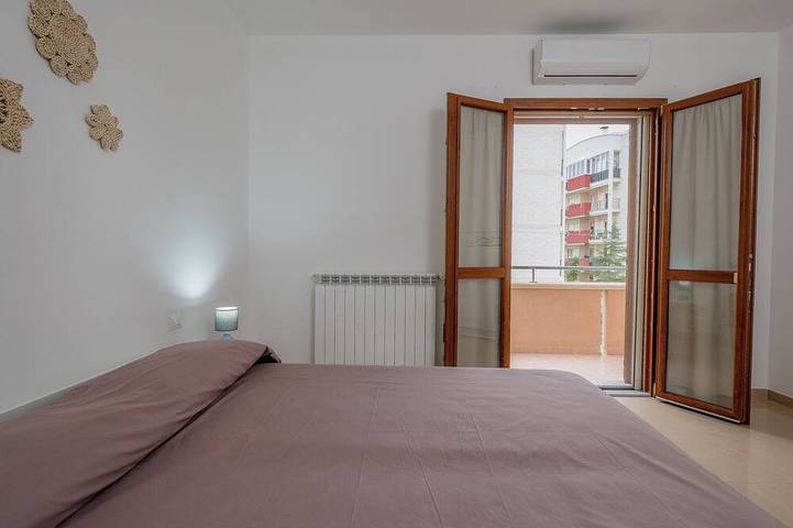 Ideal villa for families and groups, a stone's throw from the sea and the city. in Talsano, Taranto