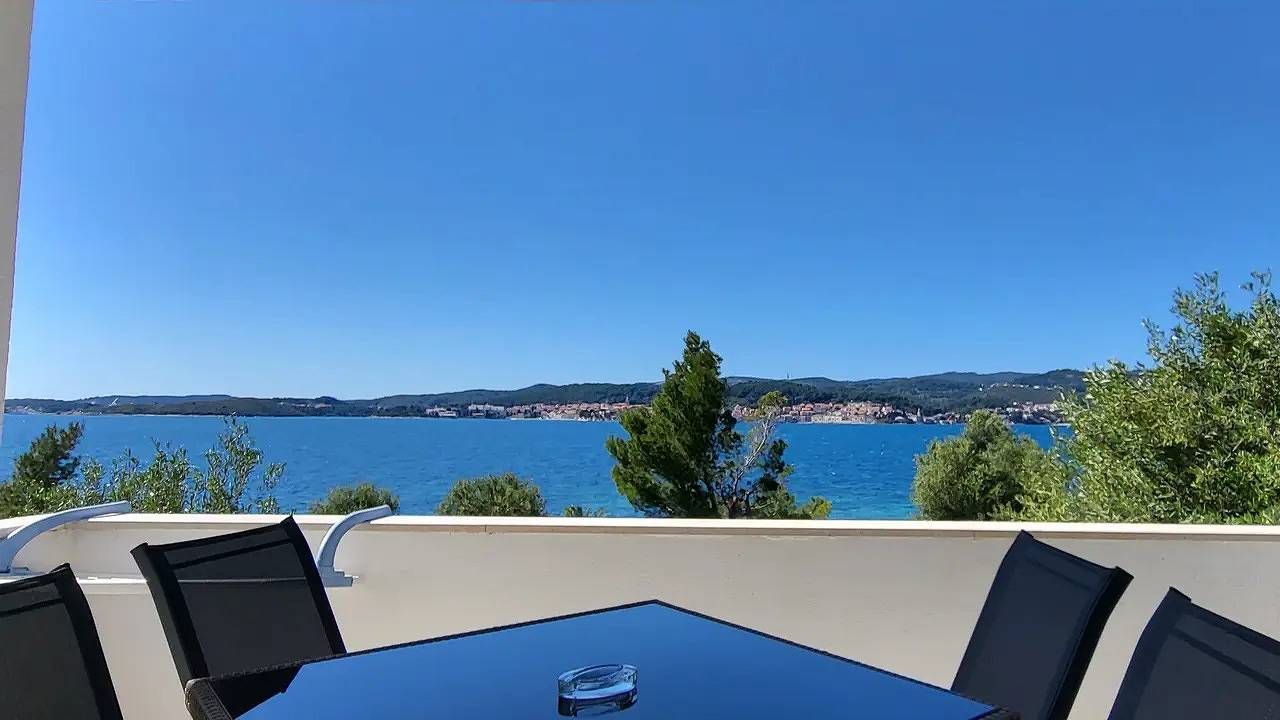 Appartamento vacanze a Kuciste a partire da 255€ a notte