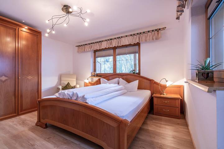 Ferienwohnung für 4 Personen, mit Balkon und Terrasse sowie Garten in Finkenberg - 4