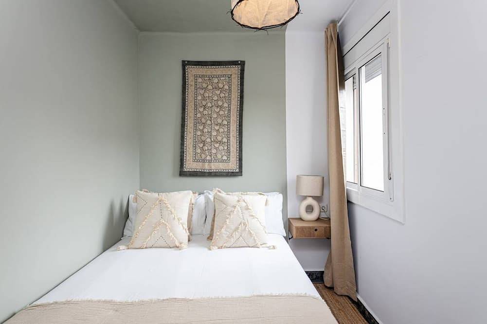 Ganze Wohnung, Lovely and cozy 3 bedroom home completely refurbished and designed for a pleasant and comfortable stay in Barcelona. in Cornellà de Llobregat, Baix Llobregat