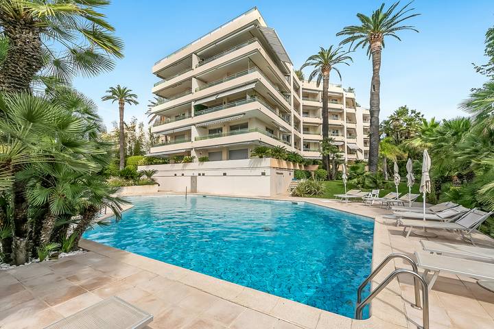 Ferienwohnung für 2 Personen, mit Meerblick und Balkon sowie Pool in Cannes - 3