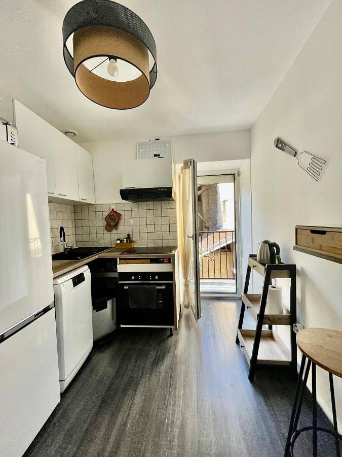 Gîte pour 2 personnes, avec balcon dans Montalieu-Vercieu - 2