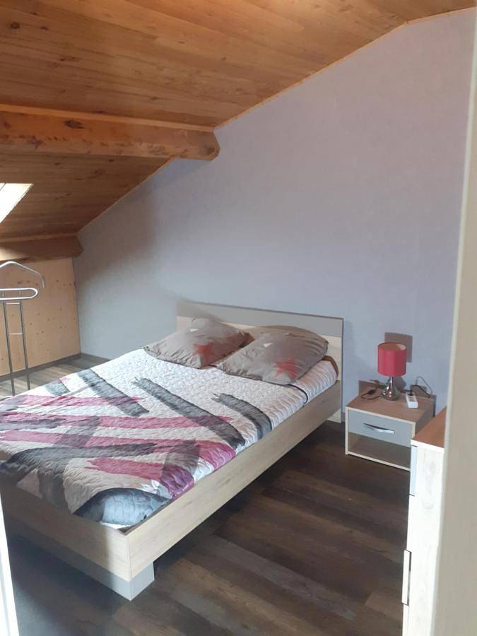 Gîte pour 3 personnes à Les Abrets - 4
