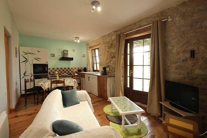 Gîte für 4 Personen, mit Terrasse und Pool, mit Haustier in Aude - 2