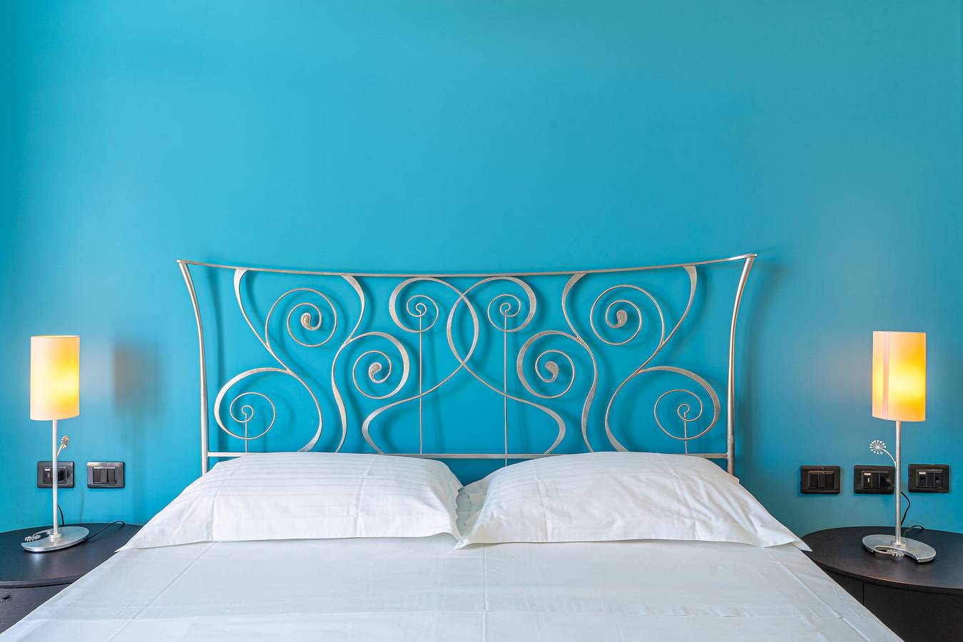 Camera 'Echoes - Tripla con Balcone' con Vista Mare, Wi-Fi e Aria Condizionata in Marzamemi, Pachino