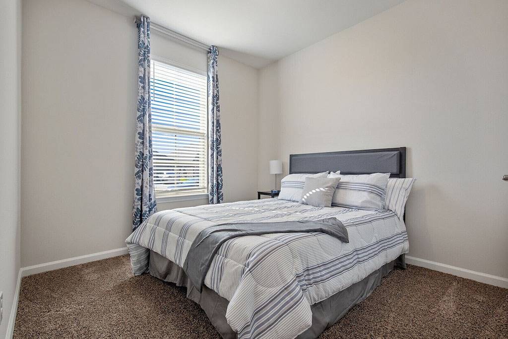 Charming Retreat 30 Minutes from Vibrant New Orleans - Ideal Short-Term Rental! in Lake Pontchartrain