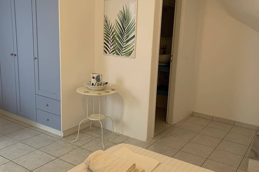 Appartement entier, Irene’s 2 floor maisonette by the sea in Paros