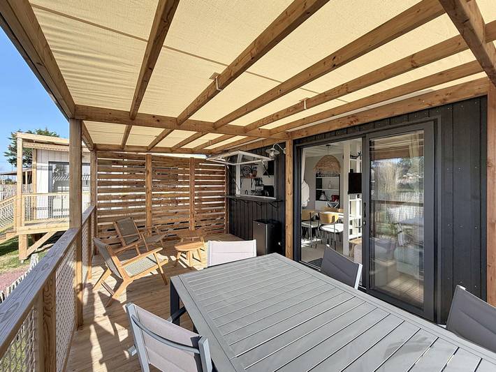 Gîte pour 6 personnes, avec piscine et terrasse dans Kairon Plage