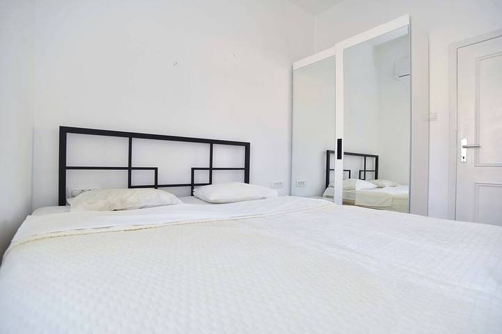 Ganze Wohnung, Perfect Location In Budva'S Old Town in Budva, Opština Budva