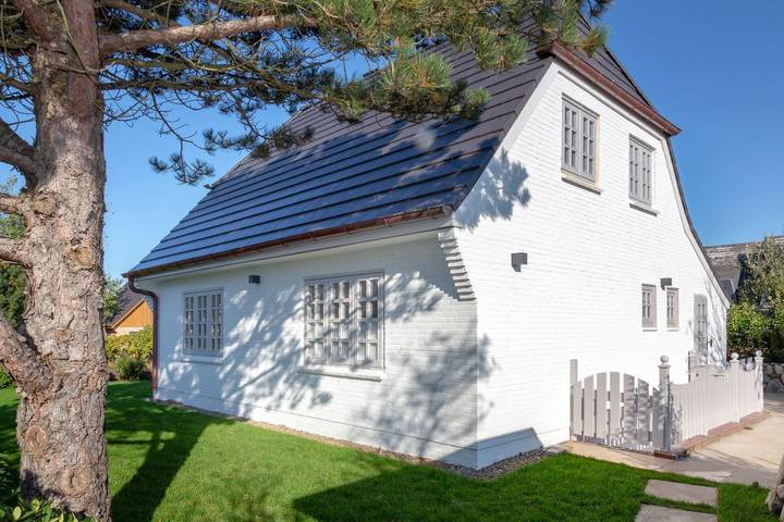 Ferienhaus für 4 Personen, mit Sauna und Terrasse sowie Garten in Wenningstedt - 2