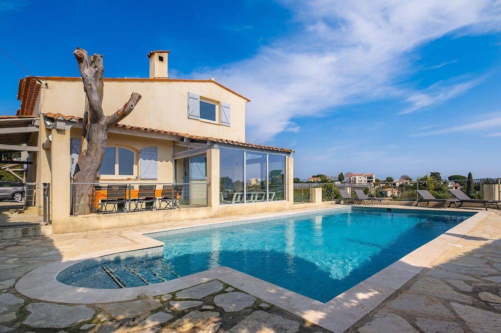 Gorgeous home in Saint-Laurent-du-Var in Saint-Laurent-du-Var, Mittelmeerküste (Frankreich)