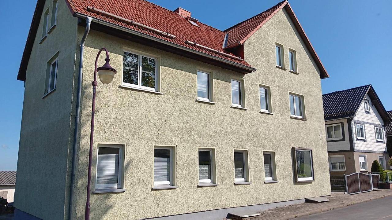 Ganze Wohnung, Two-Bedroom Apartment in Saalfelder Höhe, Saalfeld/Saale